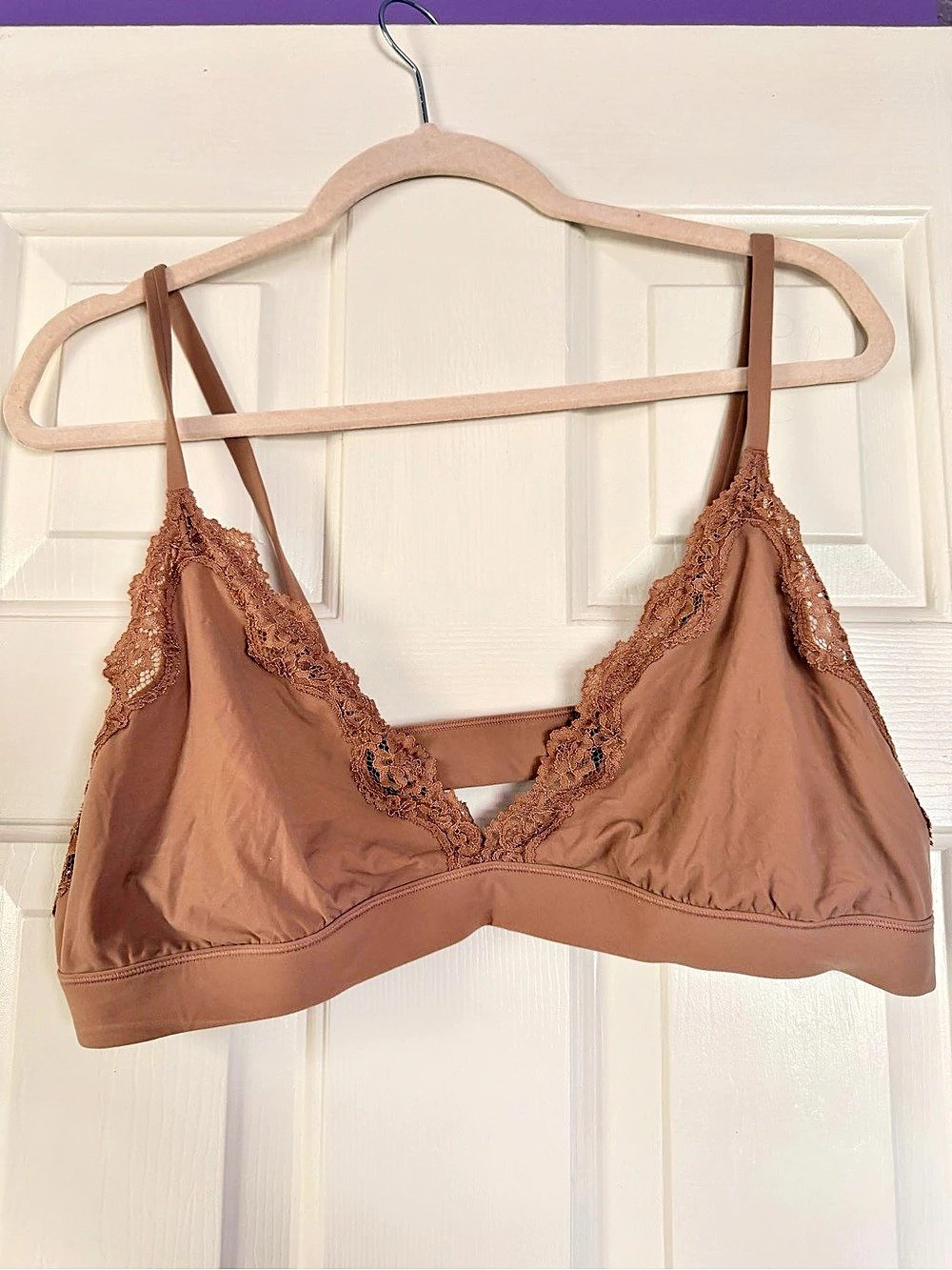 SKIMS Fits Everybody Lace Scoop Bralette Brown